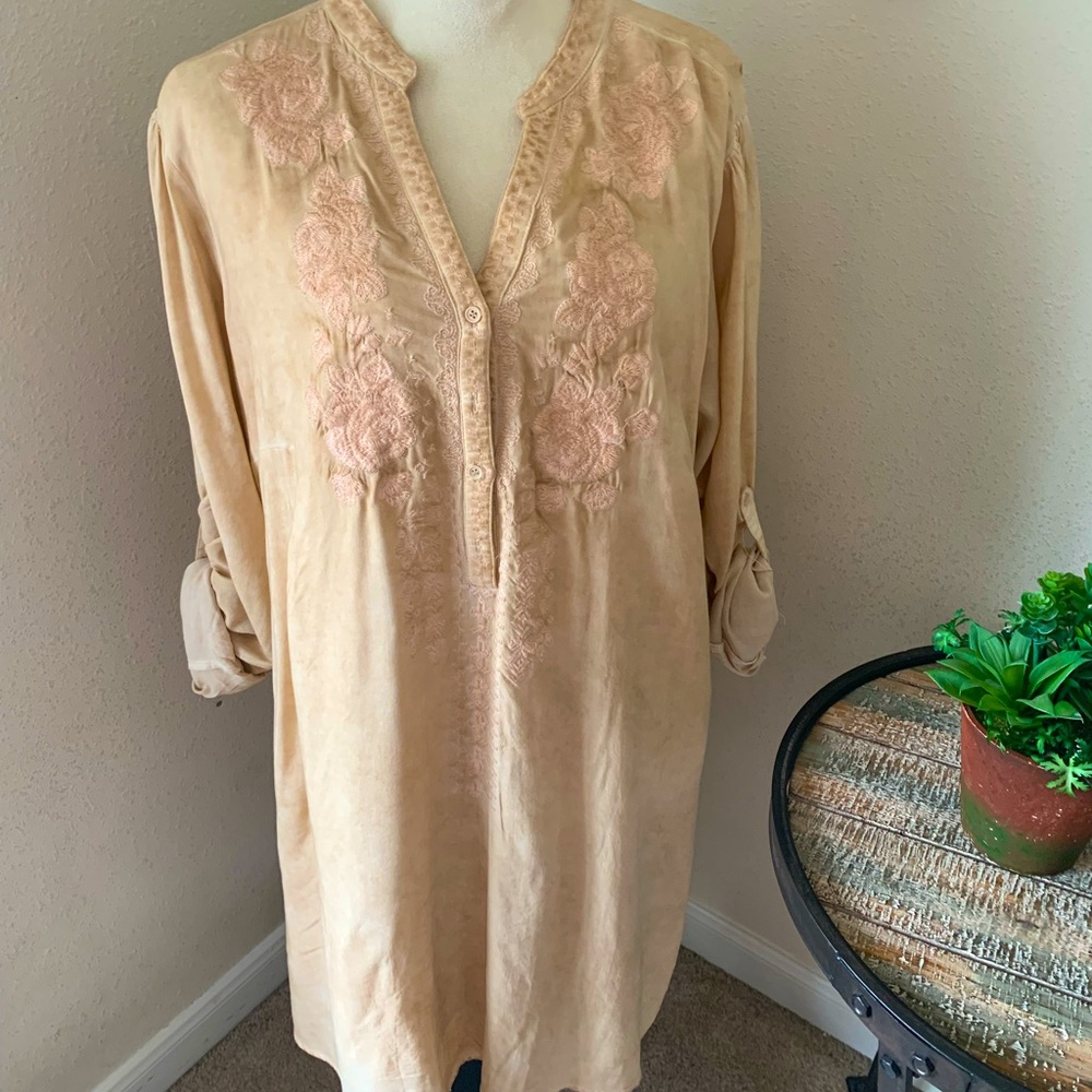ANGEL HEART Maize colored tunic/dress with peach embroidery - Size 1X